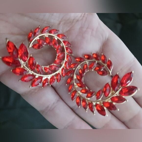 Red Gold Plated Crystal Leaves Swirl Earrings - Picture 5 of 5